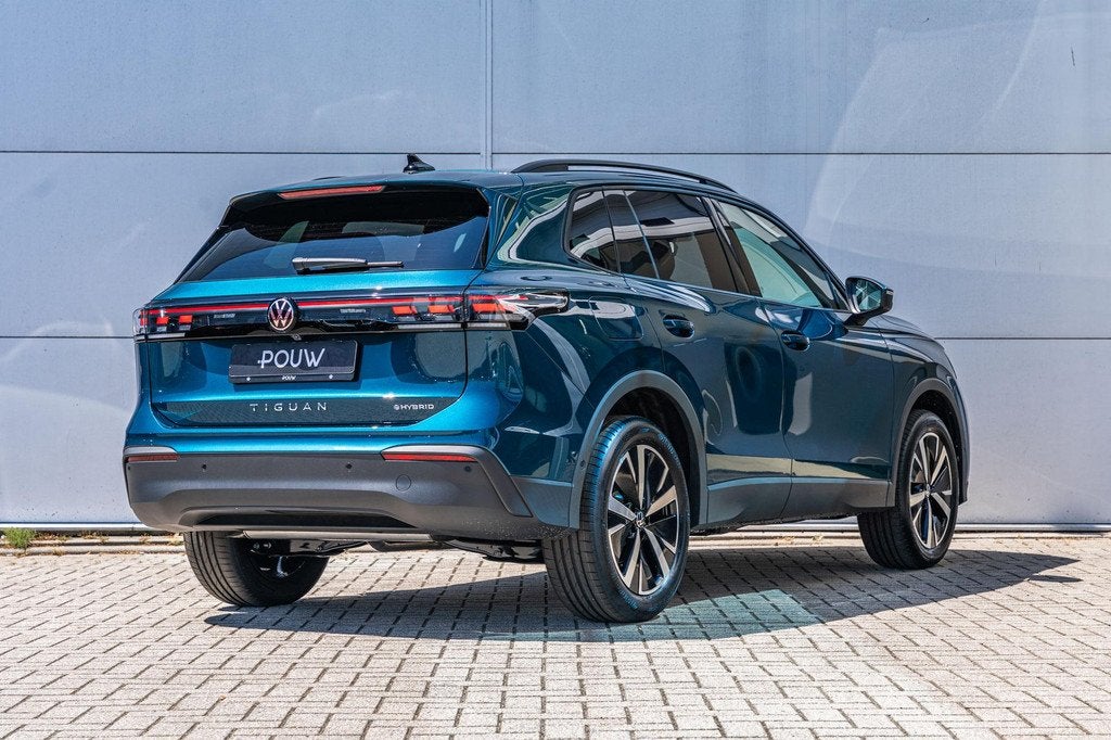 Volkswagen Tiguan 1.5 eHybrid 204pk Life Edition | Trekhaak, Auto's, 12 maanden, Stof, 1498 cc, Plug-in hybride