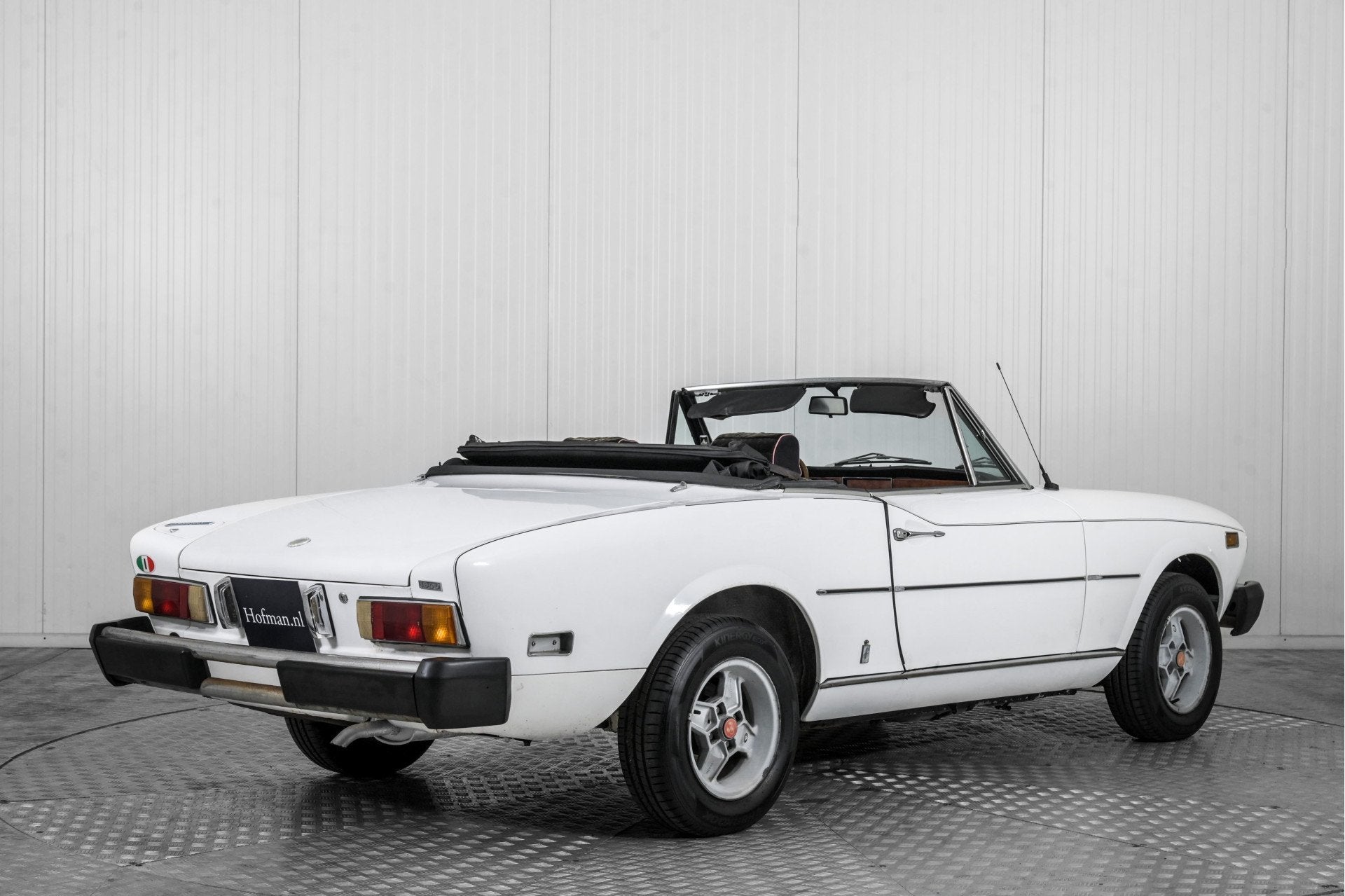 Fiat 124 Spider . (bj 1977), Gebruikt, 4 cilinders, Cabriolet, Wit