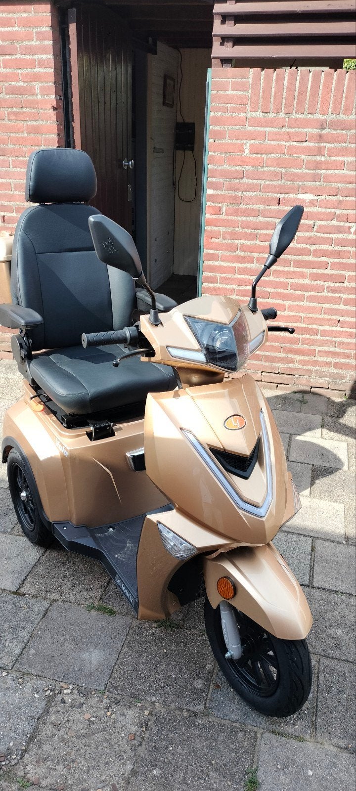 Tweedehands Scootmobiel, zeer goede staat - La Souris, Diversen, Gebruikt, 16 km/u of meer, 46 km of meer, Ophalen