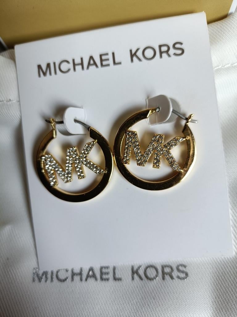 Michael Kors Oorbellen Goudkleurig met Strass MK Logo, Sieraden, Tassen en Uiterlijk, Oorbellen, Overige materialen, Nieuw, Ophalen of Verzenden