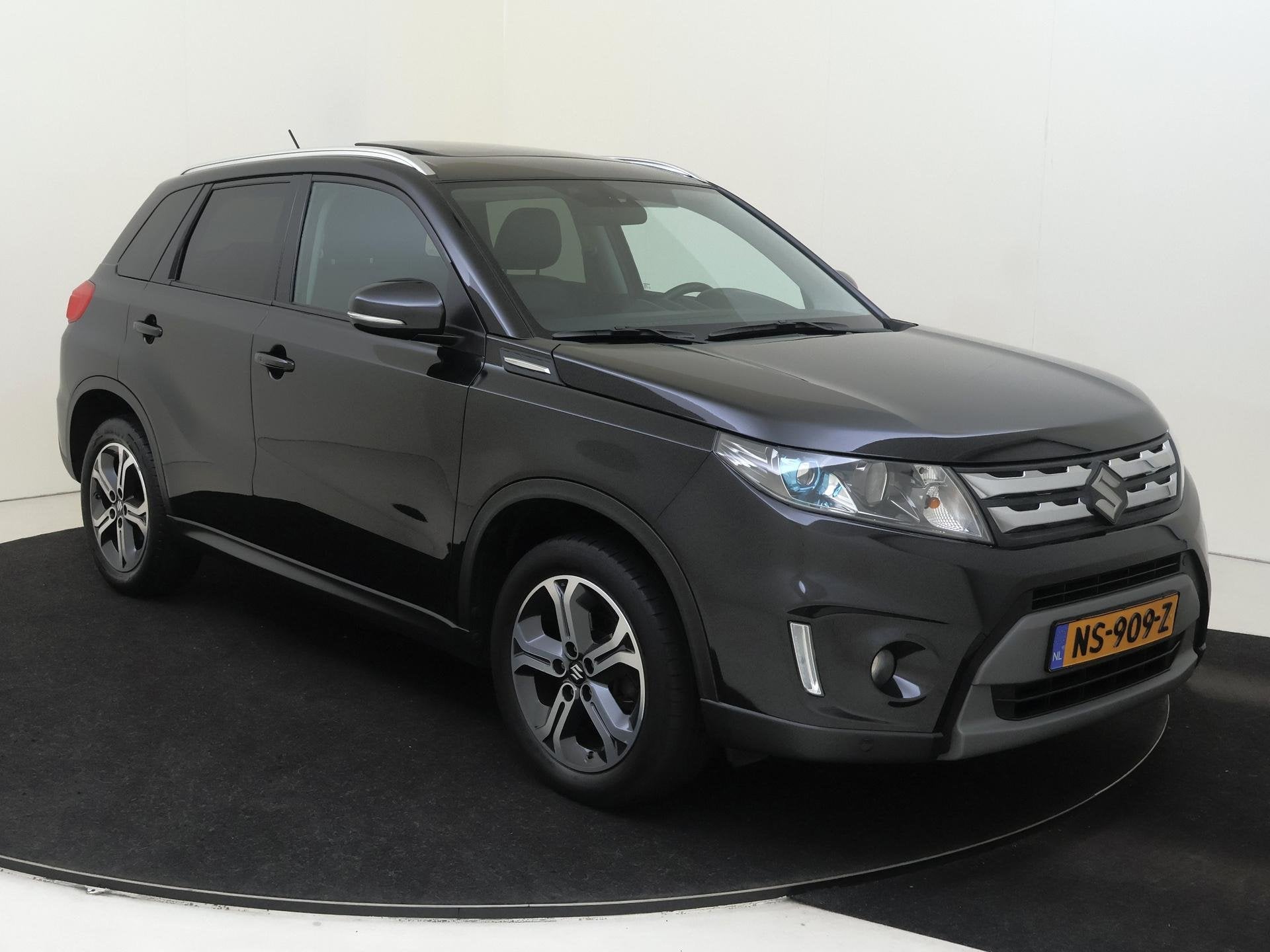 Suzuki Vitara 1.6 High Executive | Navigatie| Panoramadak| C, Auto's, Voorwielaandrijving, 12 maanden, Euro 6, 4 cilinders