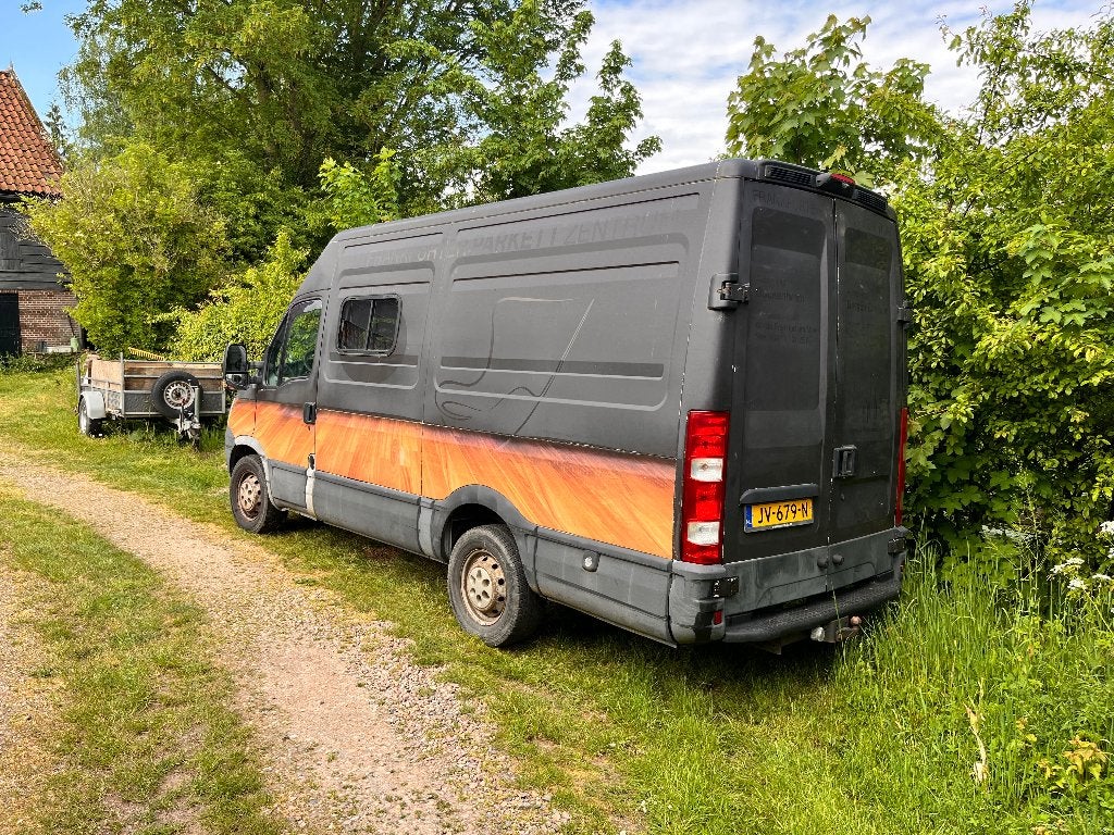 Caravans And Camping Buscamper