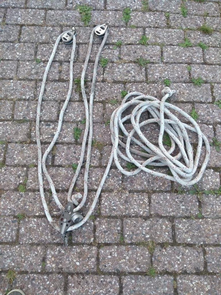 Grootschoot met Barton blok met klem en 2 Ernst blokken, Ophalen of Verzenden, Gebruikt, Lijn of Blok