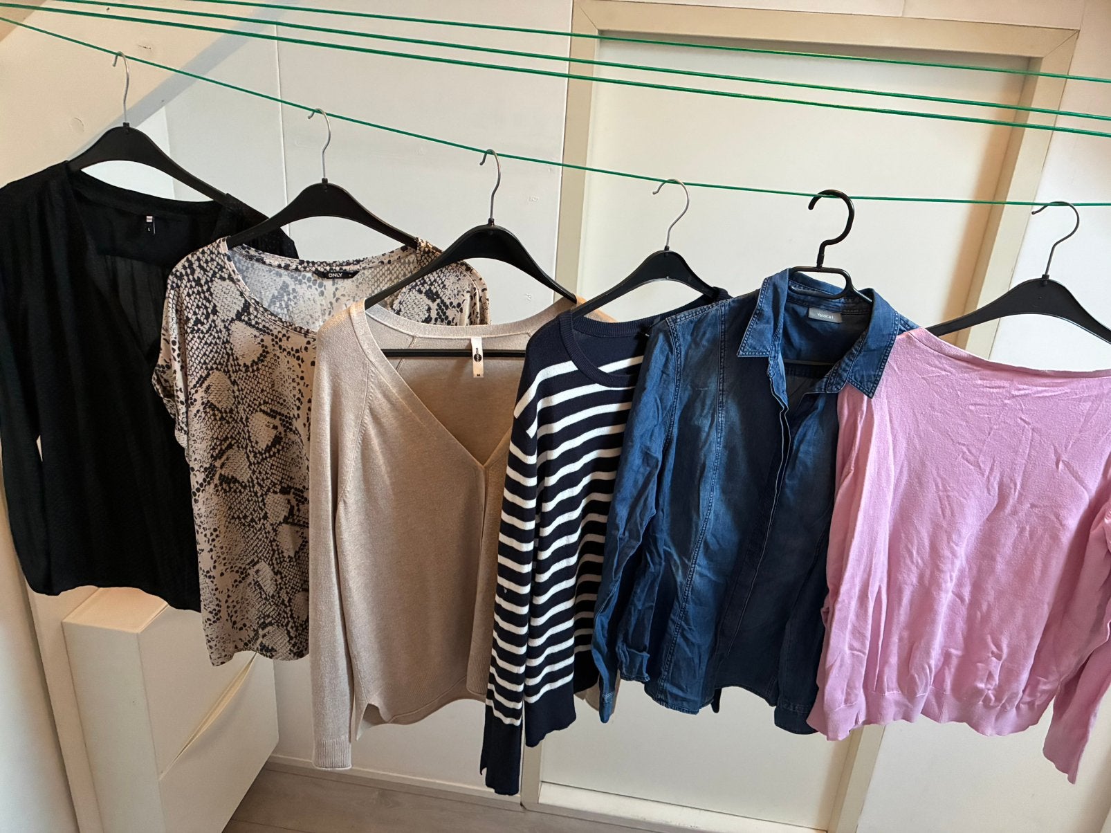 Pakket met 6 truien vest blouses maat 40, Kleding | Dames, Ophalen of Verzenden, Zo goed als nieuw, Maat 38/40 (M)