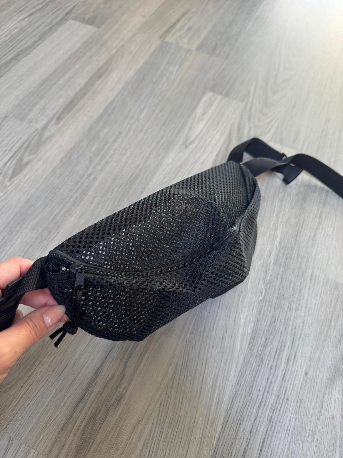 Nieuwe Zwarte Unisex Bum Bag van Mesh-materiaal, Ophalen of Verzenden, Nieuw, Zwart, Overige typen
