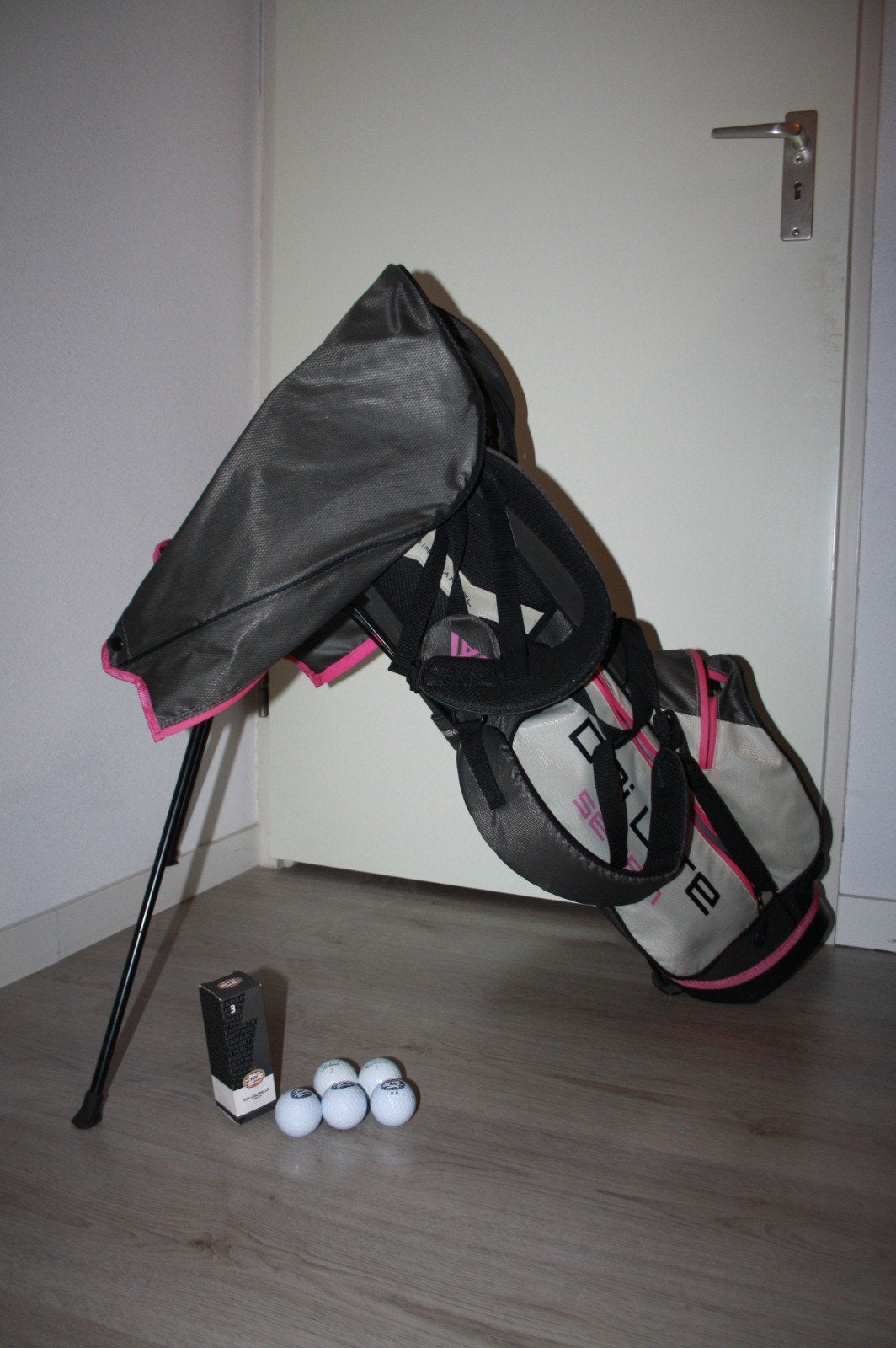Golfbag + 5 golfballs, Ophalen, Tas