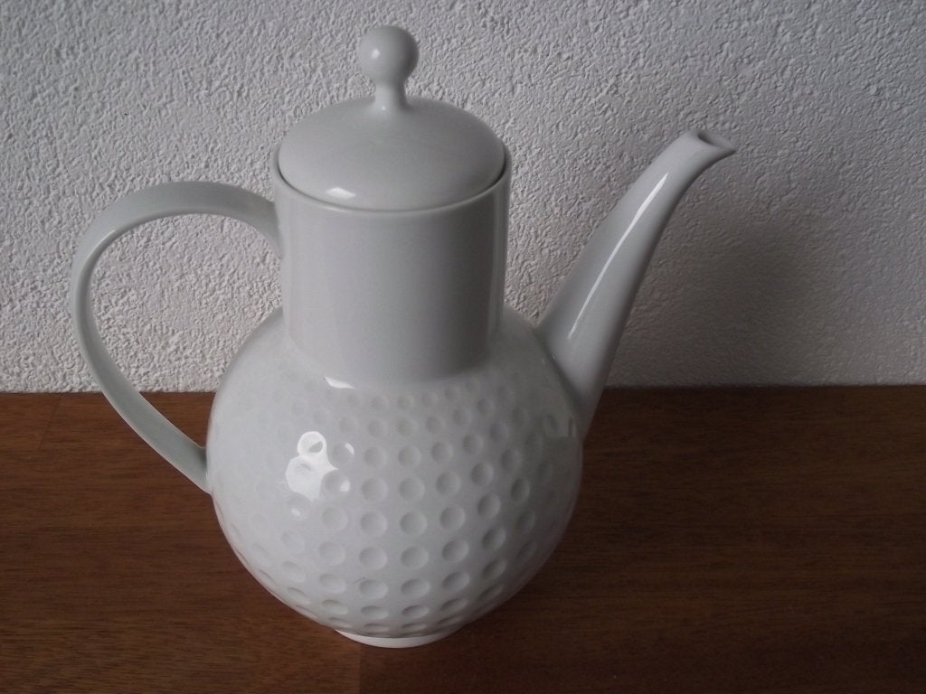 wit porselein theepot golfbal design 24 cm Arzberg 1960, Huis en Inrichting, Keuken | Servies, Arzberg, Ophalen of Verzenden, Zo goed als nieuw
