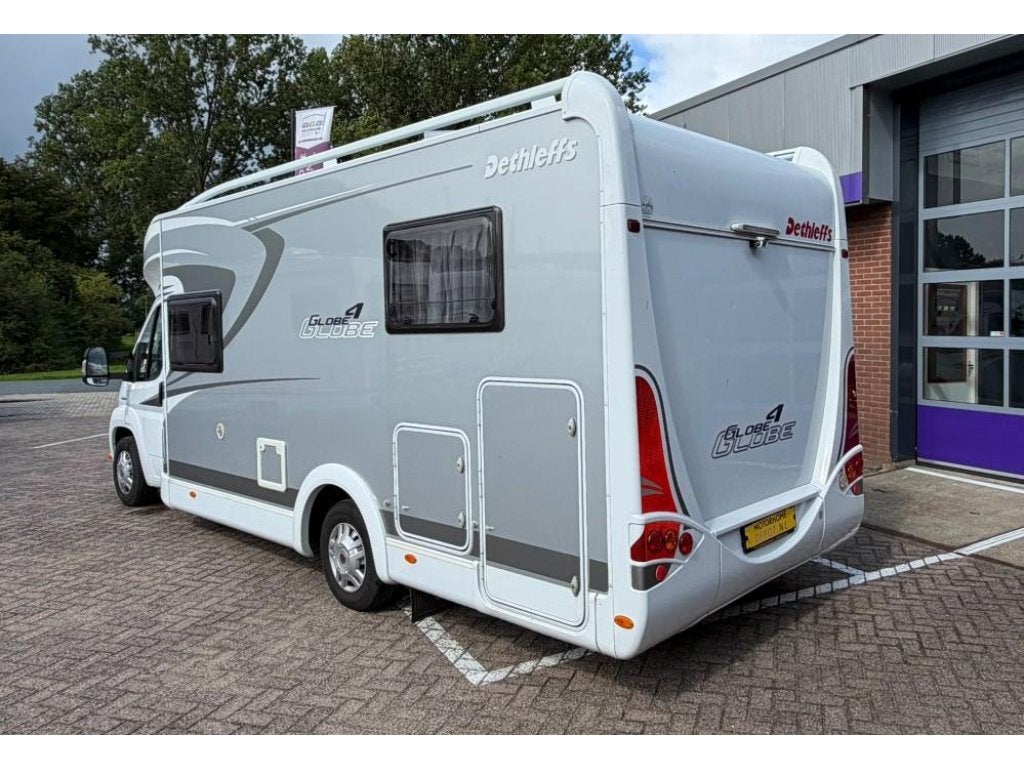 Dethleffs Globe4 6911 T NLcamper(NAP) Lengtebedden Hefbed, Fiat, 7 tot 8 meter, Dethleffs, Achteruitrijcamera