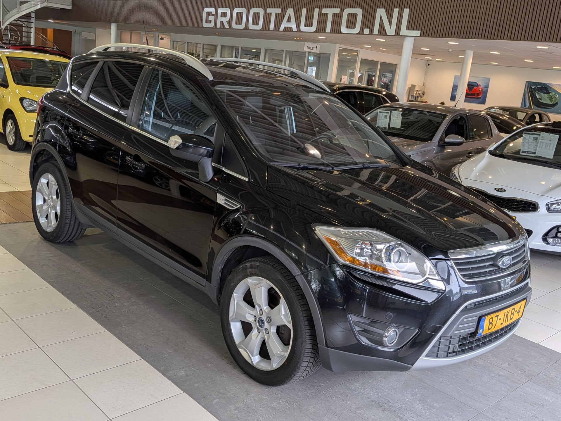 Ford Kuga 2.5 20V Titanium Automaat Panoramadak, Airco, Crui, Auto's, Automaat, Gebruikt, Zwart, 1553 kg
