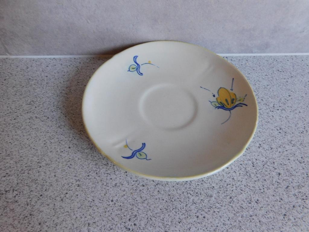 Schotel 15 cm. Regina Melior Gouda Holland, Ophalen of Verzenden