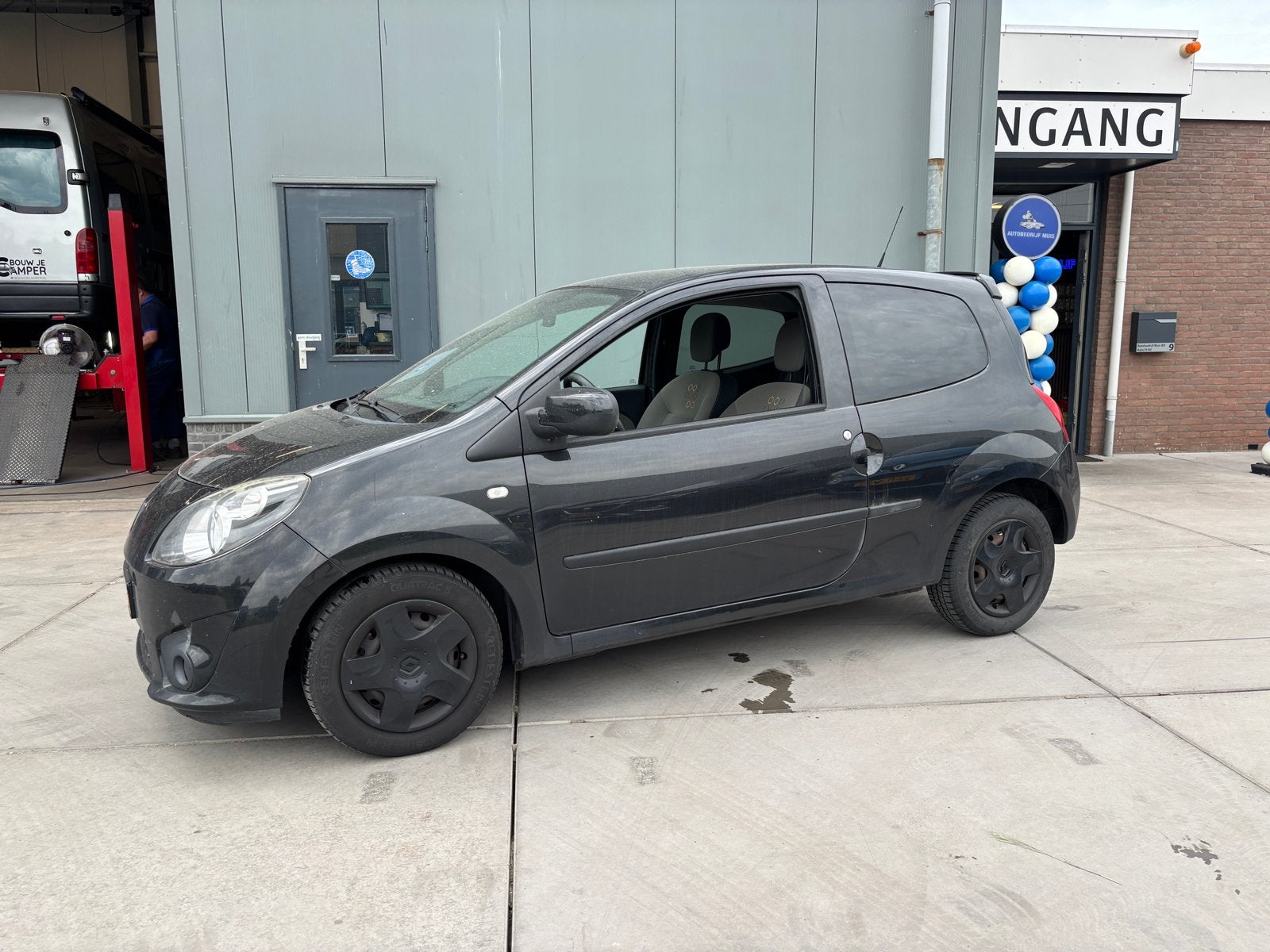 Renault Twingo 1.2 16V 2011. Apk 01-2027, Auto's, 839 kg, 74 pk, Zwart, 4 cilinders