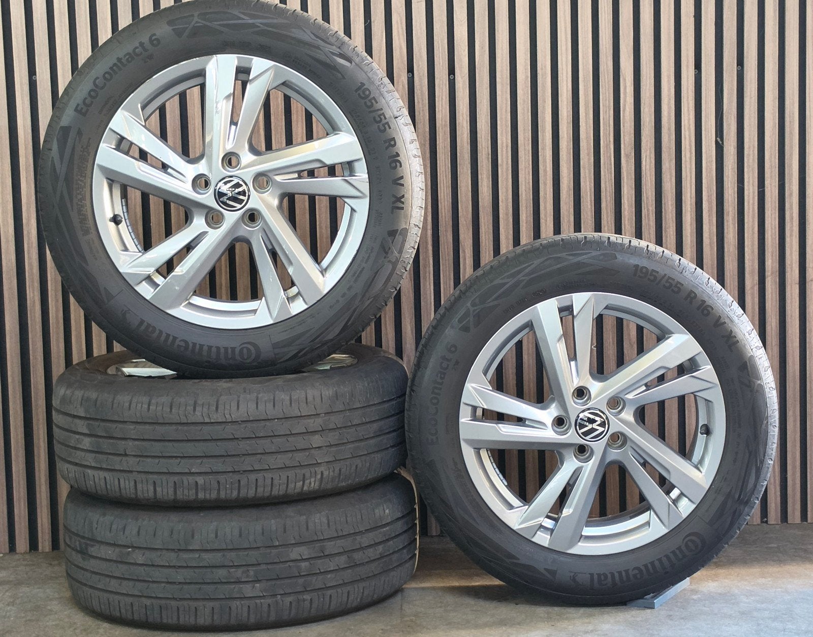 Nette 16" Orig Volkswagen Polo Rline Velgen+Goede Banden, Volkswagen, Gebruikt, 16 inch, Banden en Velgen