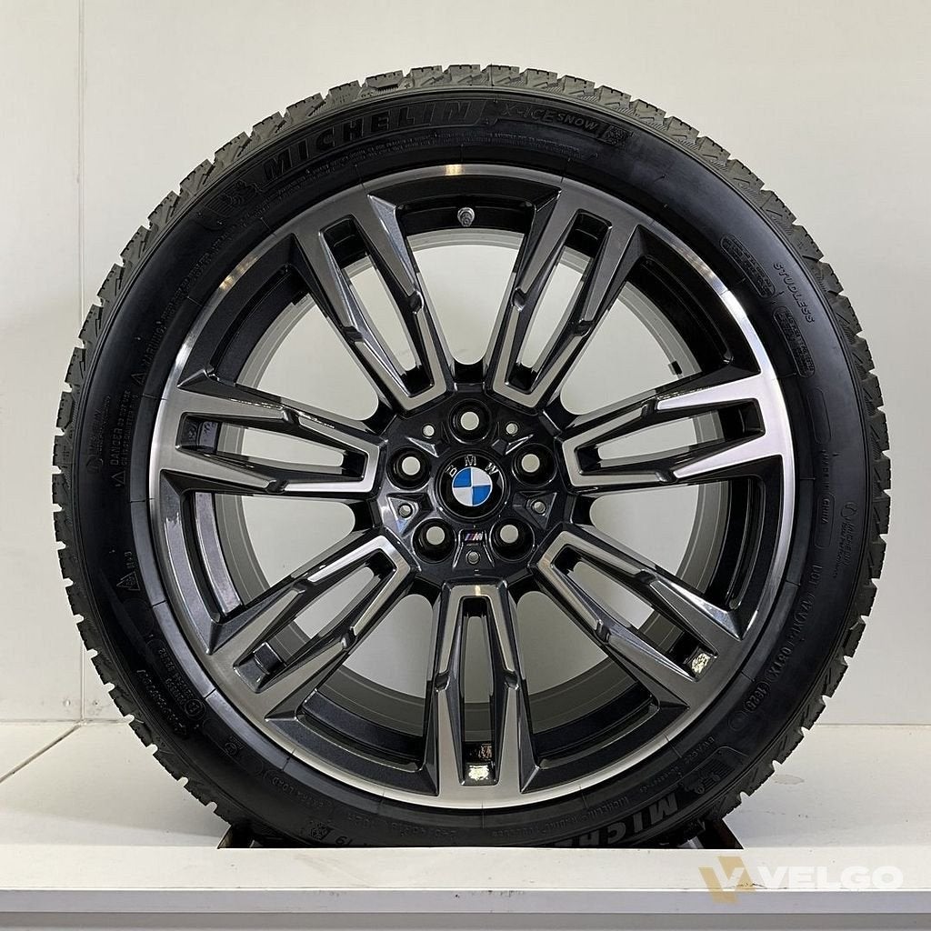 BMW 5 SERIE G60 I5 G60 SET VELGEN + WINTERBANDEN 19 INCH ORI, 19 inch, -, -, Banden en Velgen