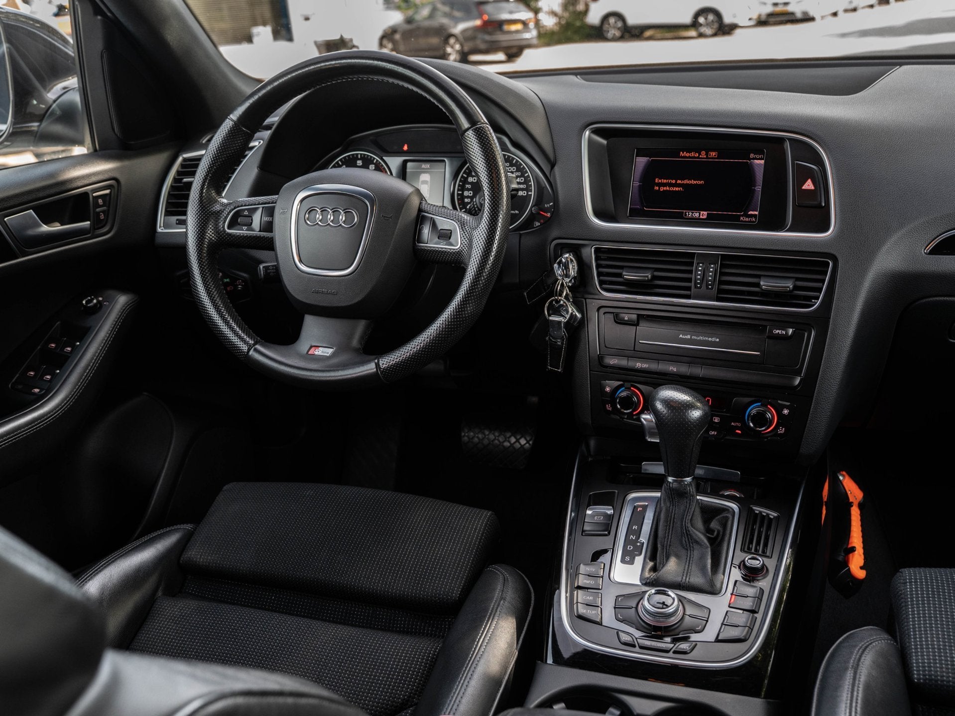 Audi Q5 2.0 TFSI QUATTRO S-LINE | AUTOMAAT | XENON | ELEC TR, Auto's, Automaat, Gebruikt, 4 cilinders, Navigatiesysteem