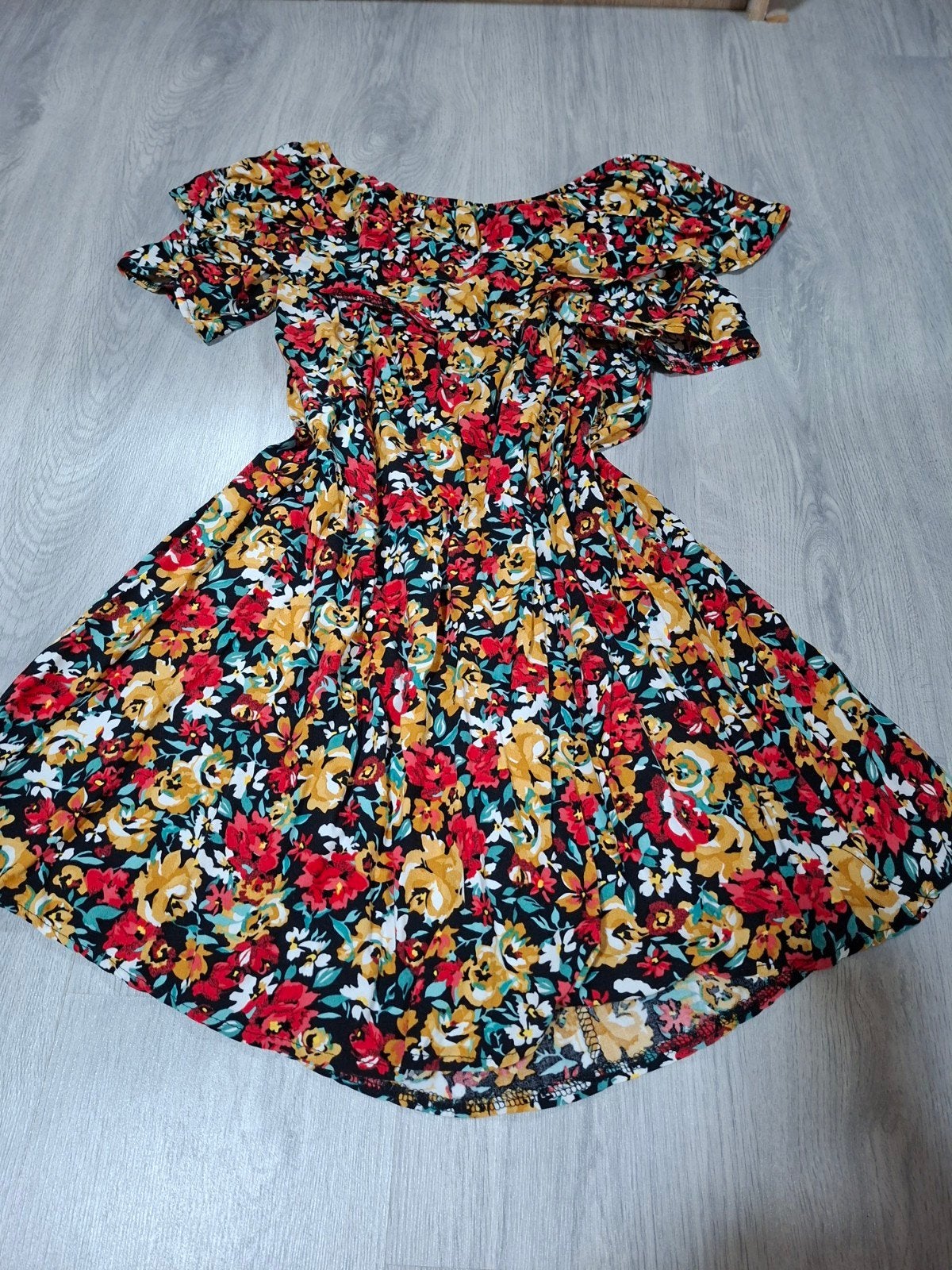 Off-shoulder bloemen mini jurk - wijd model - one size, Ophalen of Verzenden, Zo goed als nieuw, Boven de knie