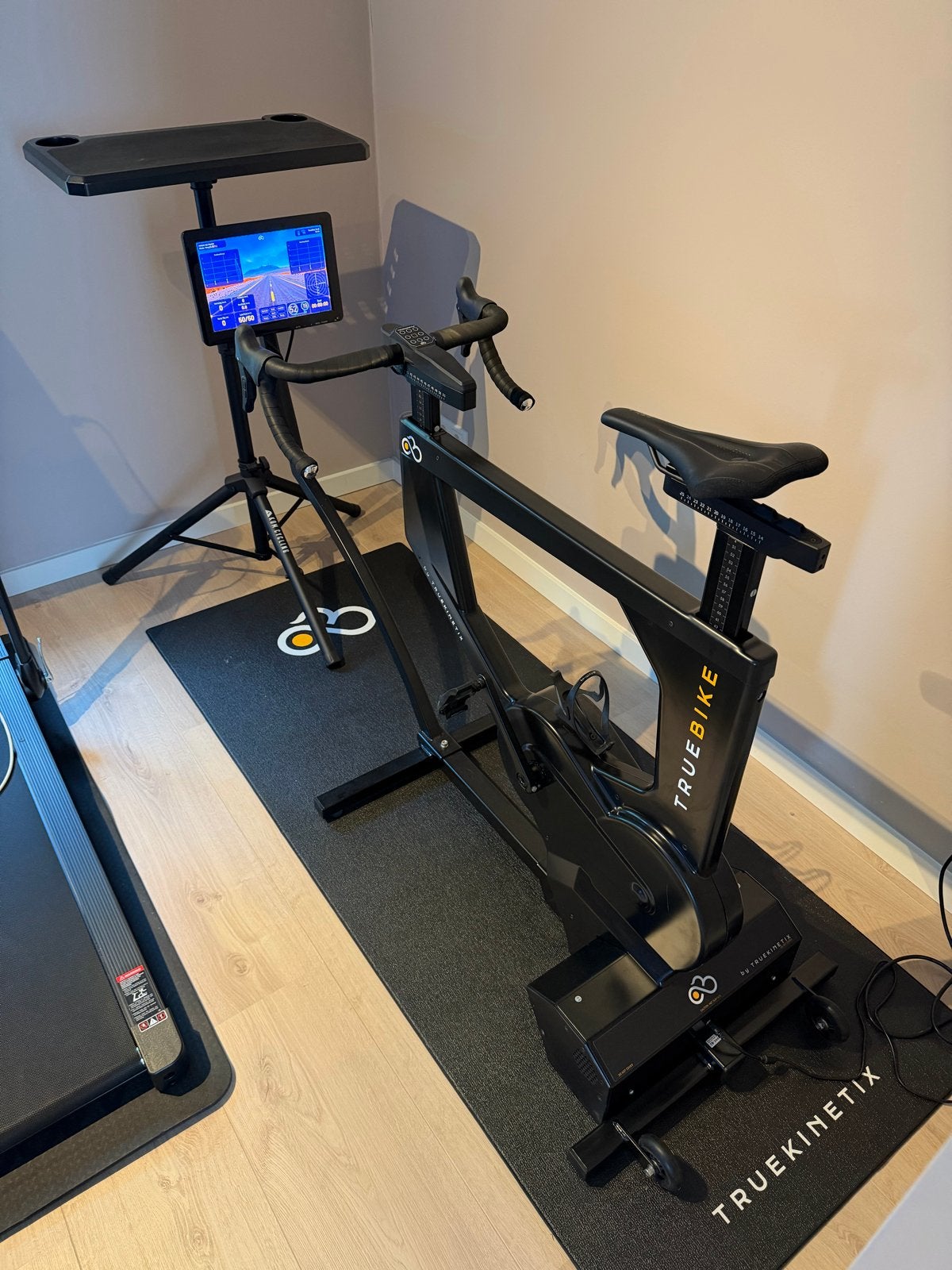 TrueBike Smart Bike van TrueKinetix, Ophalen, Zo goed als nieuw, Metaal, Benen