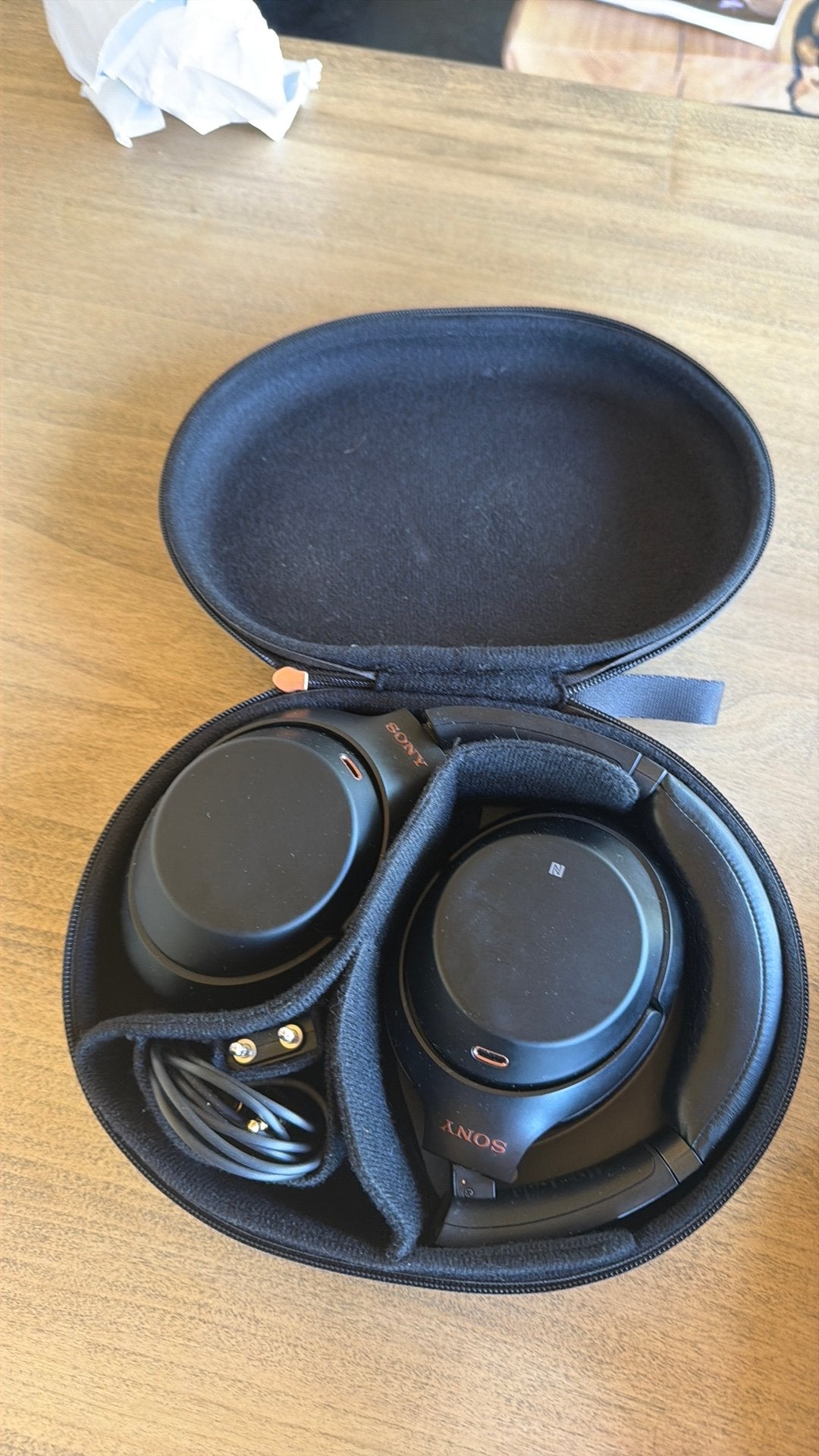 Sony WH-1000XM3 Noise cancelling