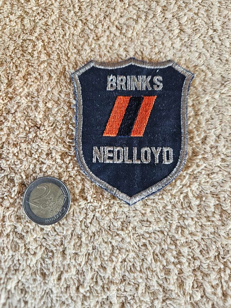 Brinks-Nedlloyd geld- en waardetransport embleem, Ophalen of Verzenden
