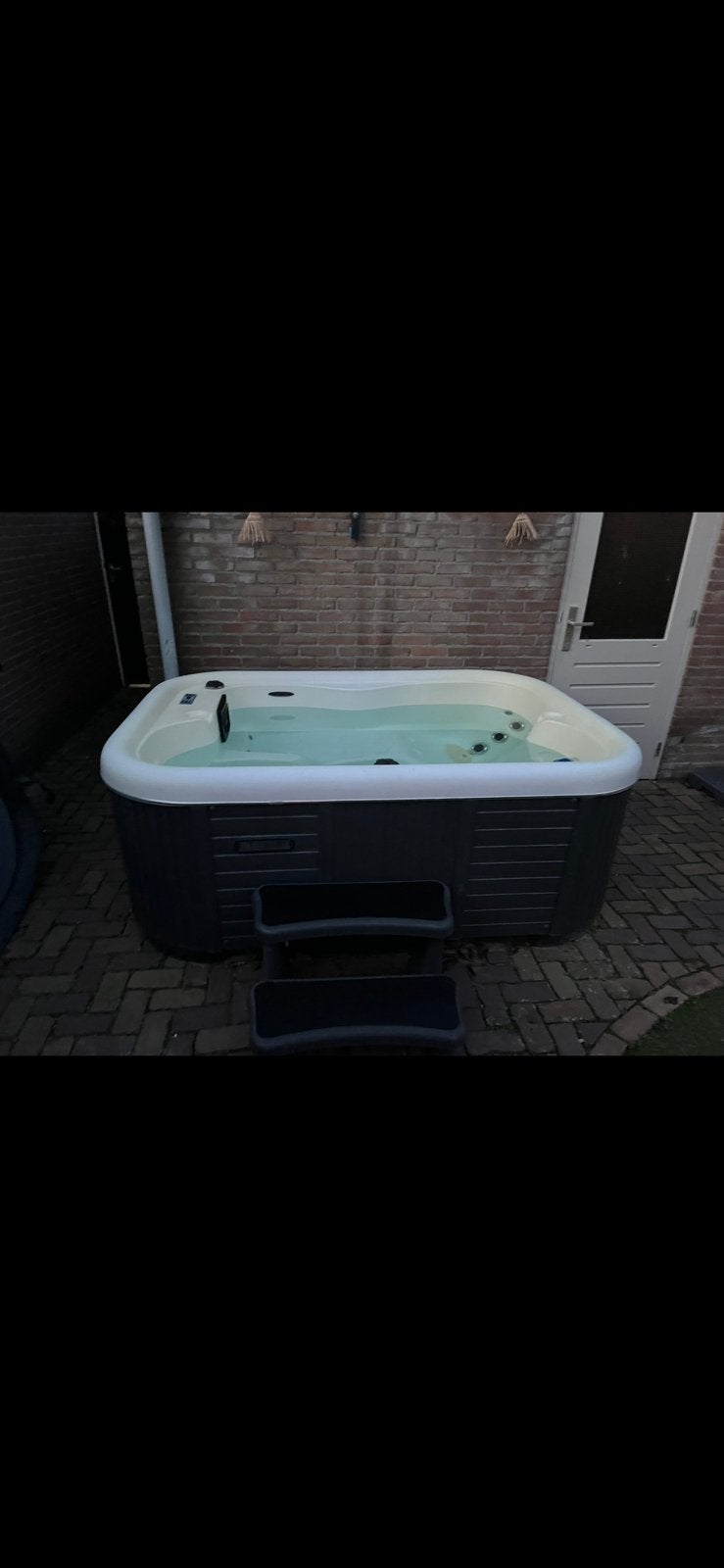 3 pers jacuzzi 220v zgan, Ophalen, Zo goed als nieuw, Filter
