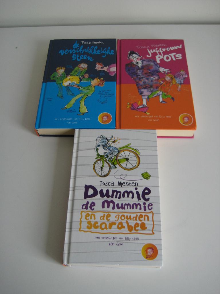 3x Tosca Menten: Juffrouw Pots Dummie de Mummie Steen NIEUW, Fictie algemeen, Nieuw, Ophalen of Verzenden, Tosca Menten