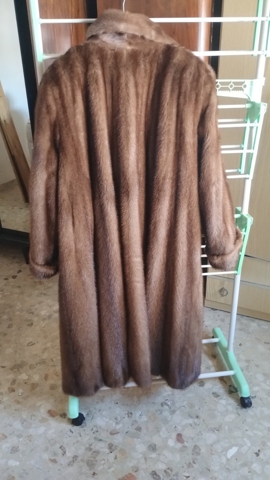Luxe Nertsen Bontjas - Elegante Bruine Winterjas, Bruin, Maat 46/48 (XL) of groter, Ophalen of Verzenden, Onbekend