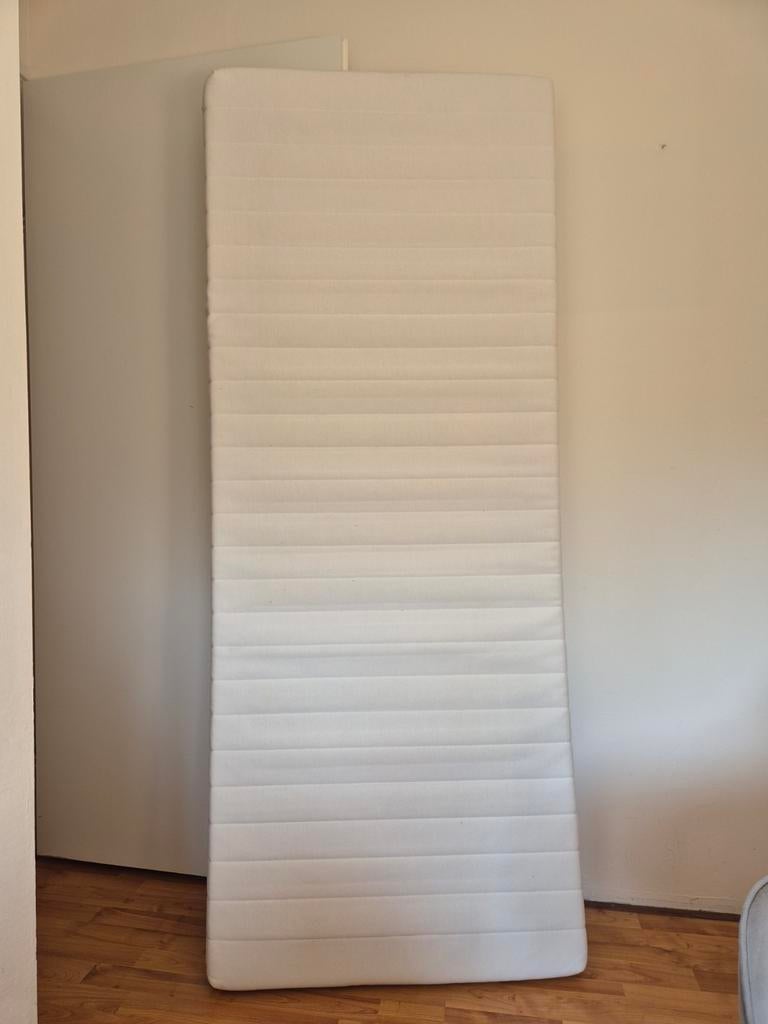IKEA MALFORS Matras 2 stuks te koop, Huis en Inrichting, Slaapkamer | Matrassen en Bedbodems, Ophalen, 90 cm, Eenpersoons, Zo goed als nieuw
