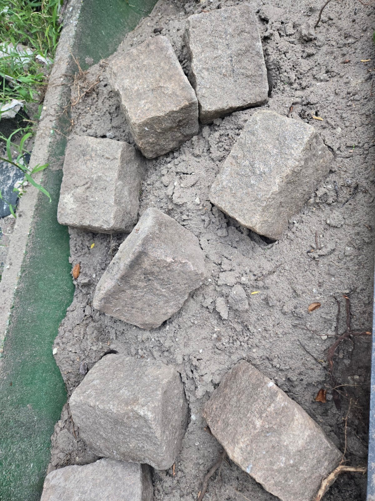15stuks  gratis, Tuin en Terras, Ophalen, Gebruikt, Klinkers, Natuursteen