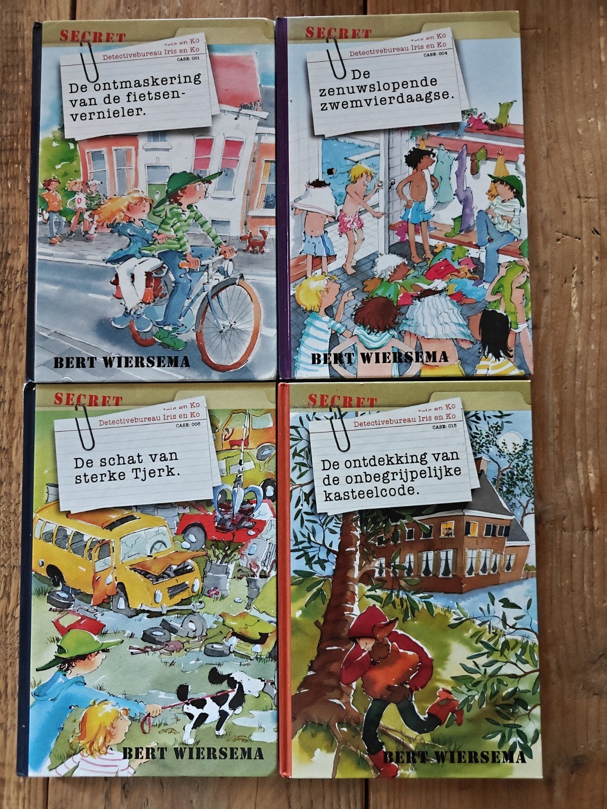 4 Delen van de serie: Detective bureau Iris en ko., Boeken, Ophalen of Verzenden, Gelezen, Fictie algemeen