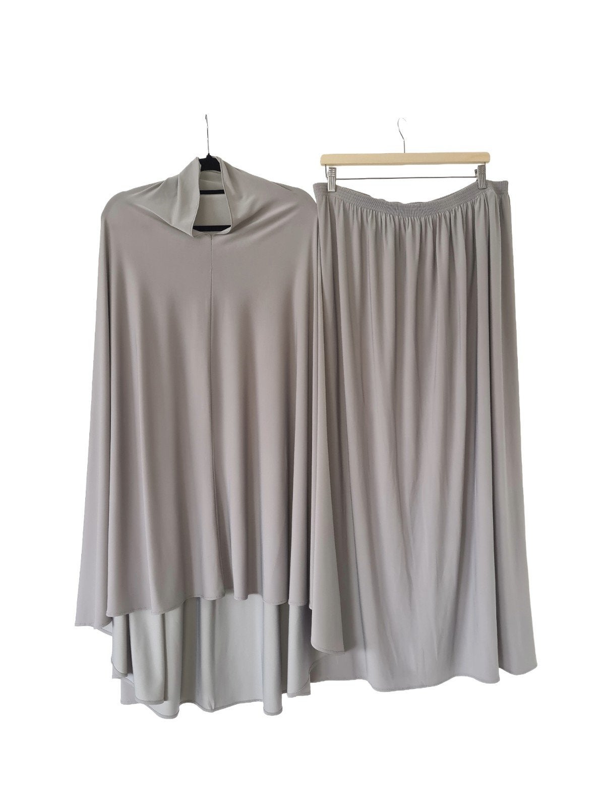 Lichtgroene khimaar+rok set in jerseystof van Sunnah Center, Verzenden, Sunnah Center, Zo goed als nieuw, Onder de knie