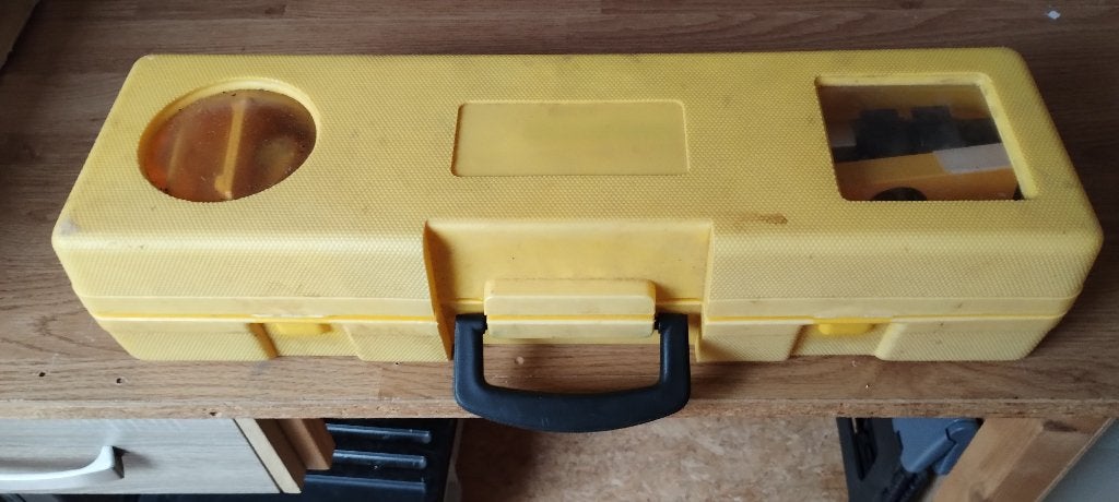Te koop: laserwaterpas, Doe-het-zelf en Verbouw, Ophalen of Verzenden, Gebruikt