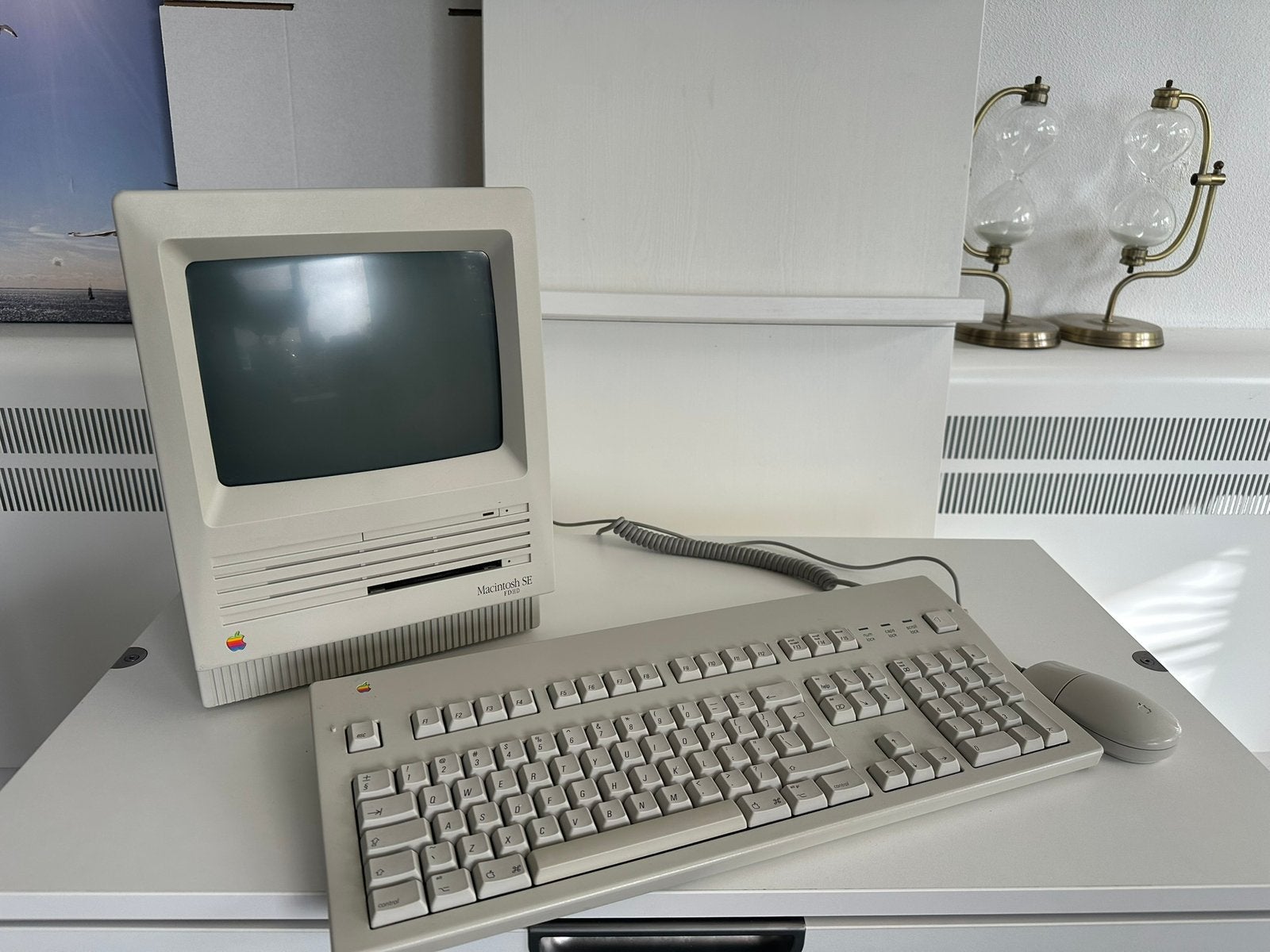 Apple Macintosh SE FDHD met Extended Keyboard en muis, Ophalen