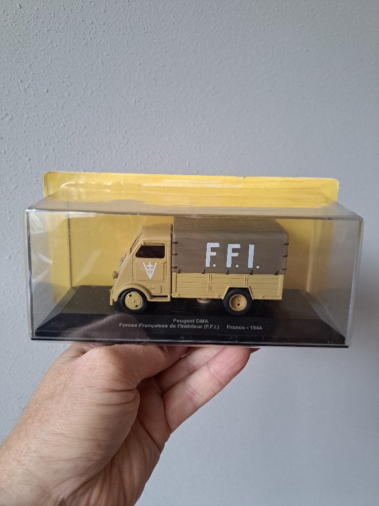 Peugeot DMA F.F.I. Frans Verzetsvoertuig WW2 - 1:43 - Atlas, Ophalen of Verzenden, Nieuw, Auto, Overige merken