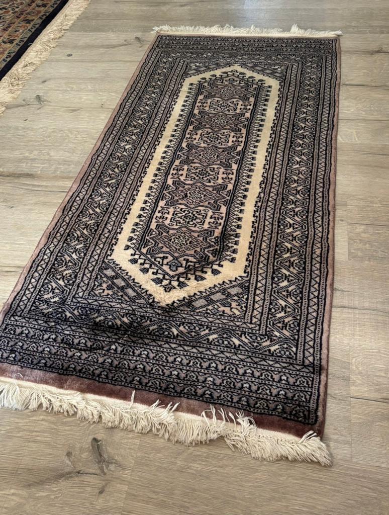 Perzisch tapijtje, 100 tot 150 cm, Zo goed als nieuw, Rechthoekig, 50 tot 100 cm