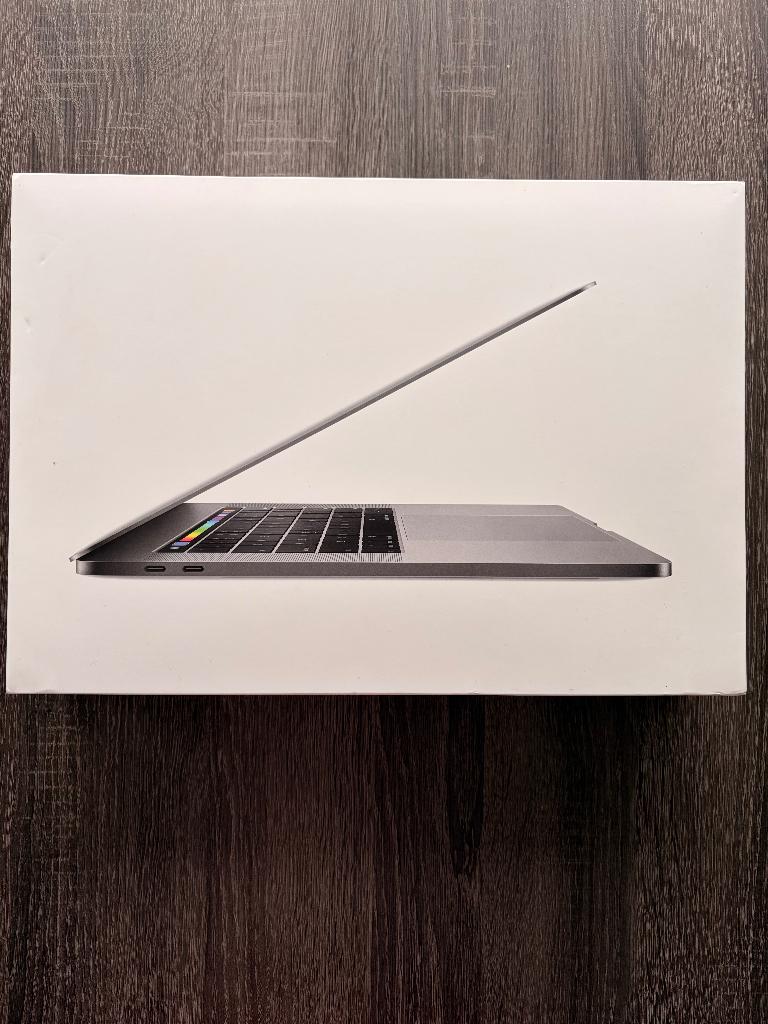 Apple MacBook Pro 15inch Spacegrijs, Computers en Software, Apple Macbooks, Nieuw, MacBook Pro, 15 inch, 2 tot 3 Ghz, 256 GB, 16 GB