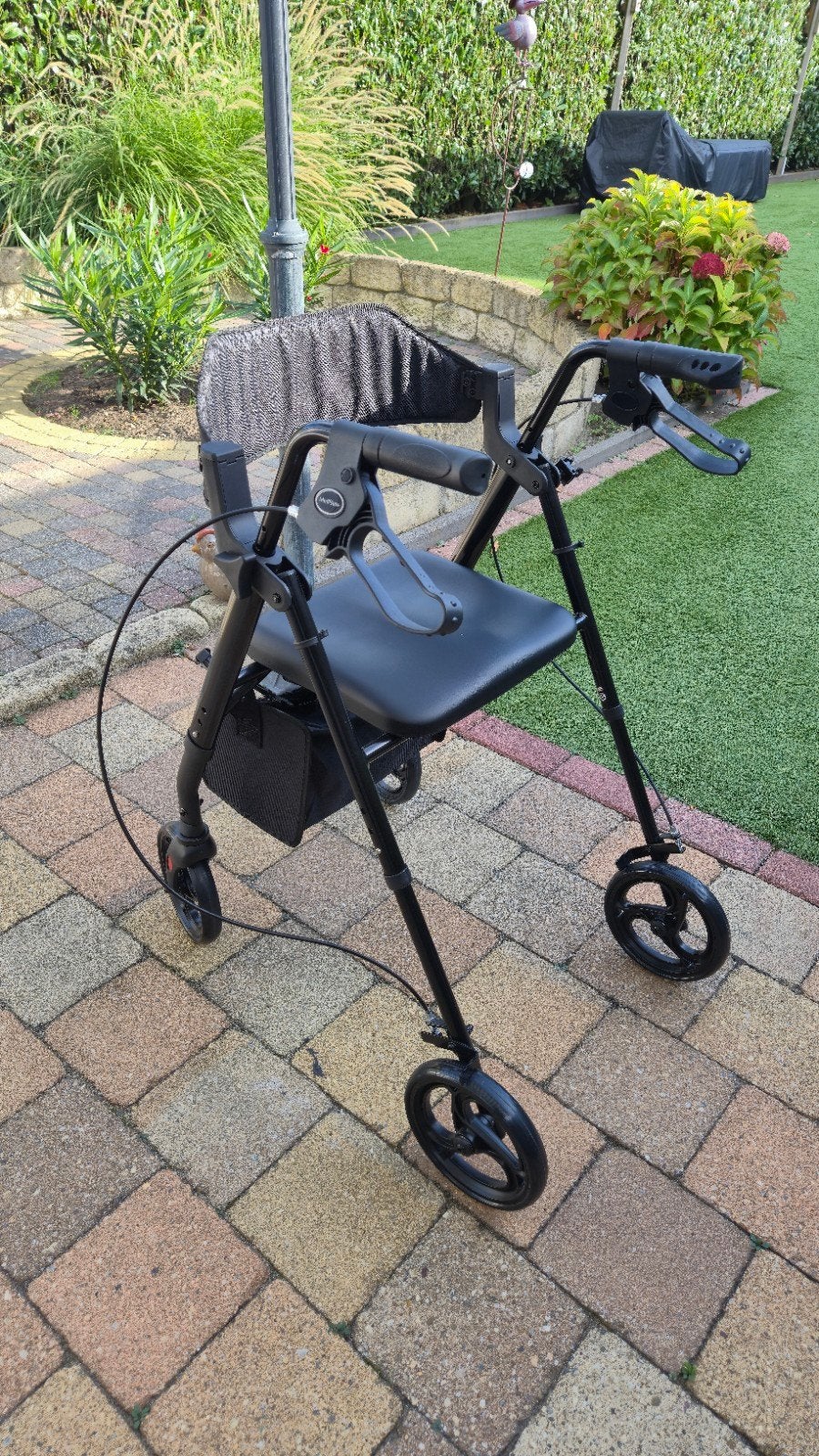 Rollator merk Medisure., Verzenden