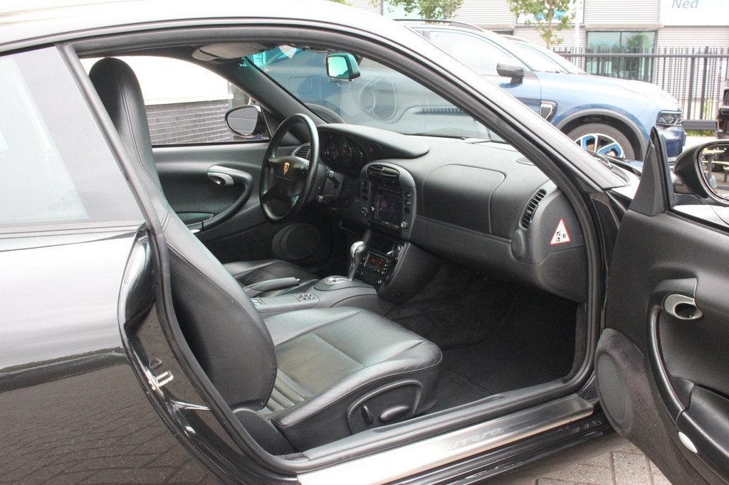 Porsche 911 3.4 Coupé Carrera | 18 Inch breedset |, Achterwielaandrijving, Gebruikt, 1340 kg, 4 stoelen