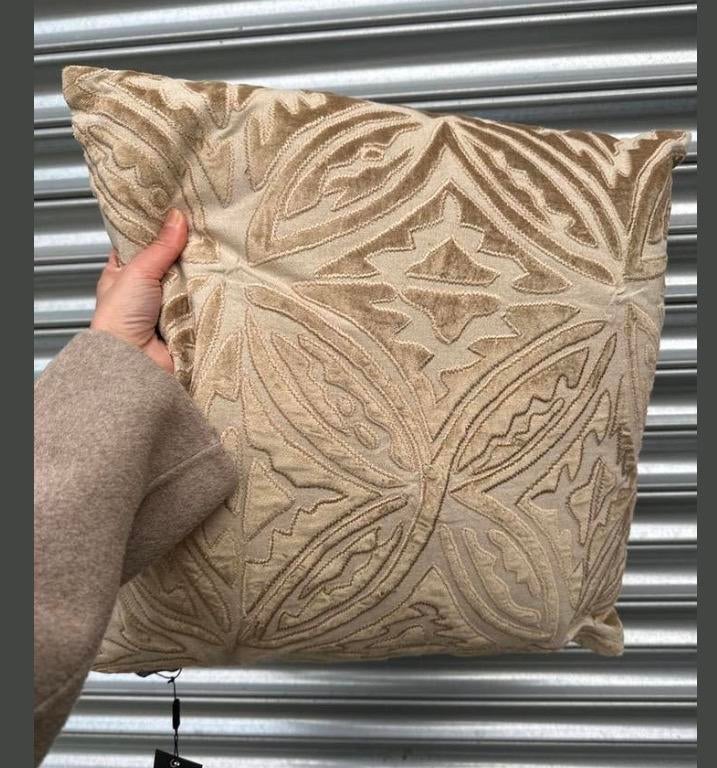 Colmore kussen 50x50, Ophalen of Verzenden, Zo goed als nieuw, Beige, Vierkant
