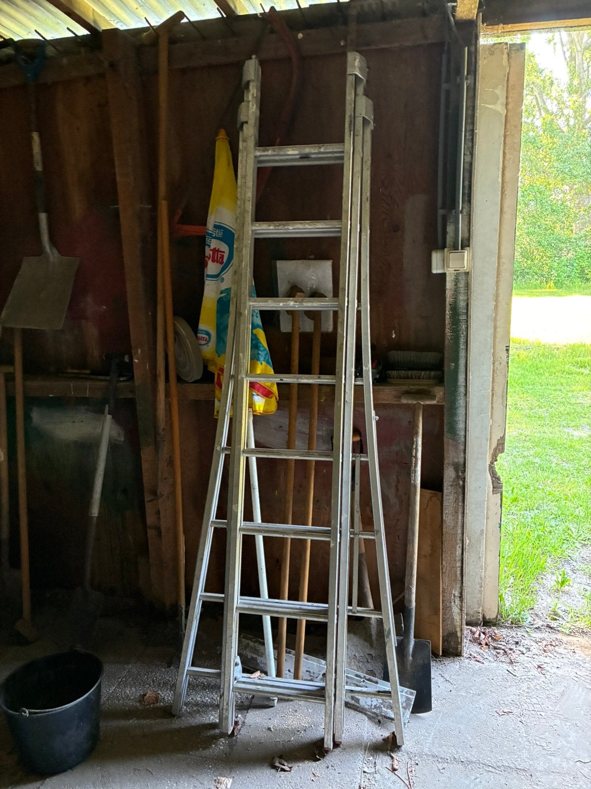 Aluminium ladder. 5 tot 6 meter, Doe-het-zelf en Verbouw, Ladders en Trappen, Ophalen, Gebruikt, Ladder, Opvouwbaar of Inschuifbaar