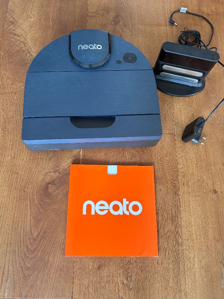 Robotstofzuiger Neato D8 defect, Witgoed en Apparatuur, Stille werking, Ophalen of Verzenden, 1600 tot 2000 watt, Robotstofzuiger