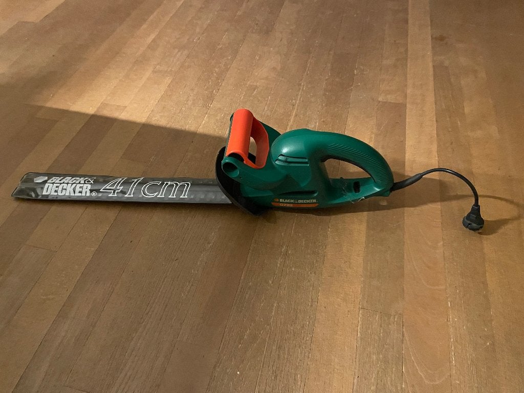 Black & Decker elektrische heggenschaar, Ophalen, Gebruikt, Elektrisch, Black & Decker