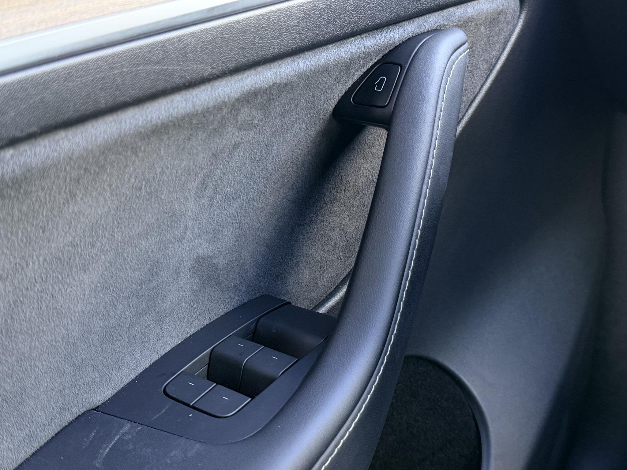 Foto 19 van Tesla Model Y Long Range AWD 75 kWh NL-AUTO | PANODAK | LEDE