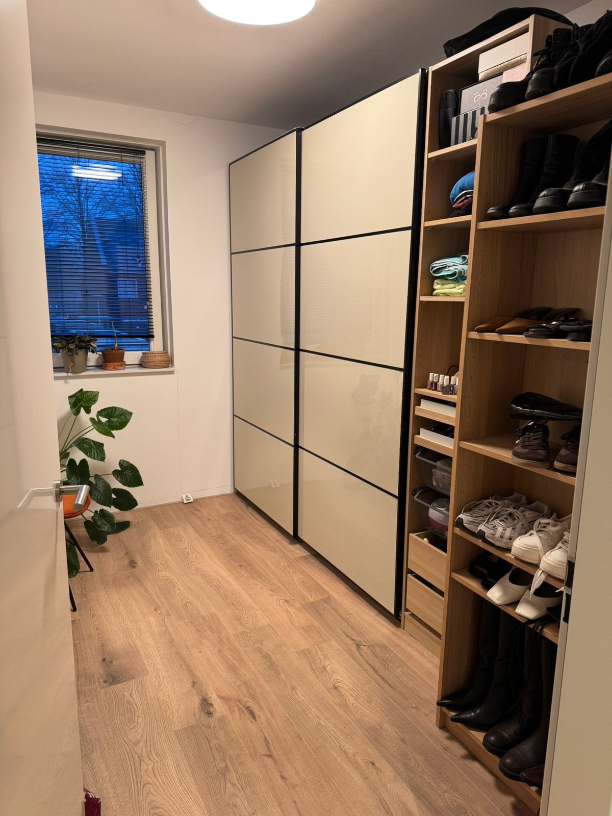 Schuifdeuren beige/zwart [MOET SNEL WEG], Ophalen, Zo goed als nieuw, Minder dan 25 cm, 200 cm of meer