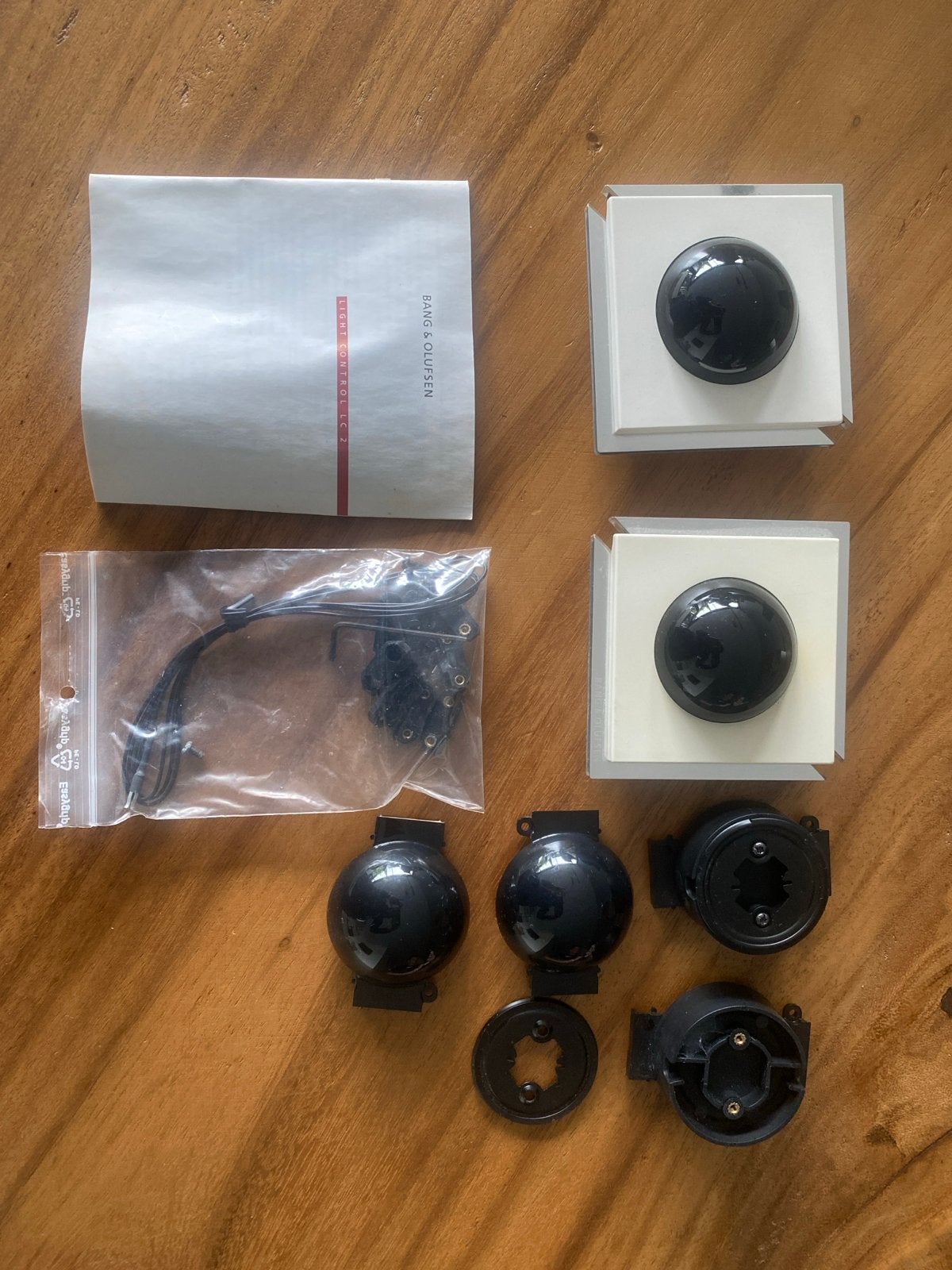 2 B&O LC2 dimmers - Bang & Olufsen Light Control, Huis en Inrichting, Verzenden, Zo goed als nieuw