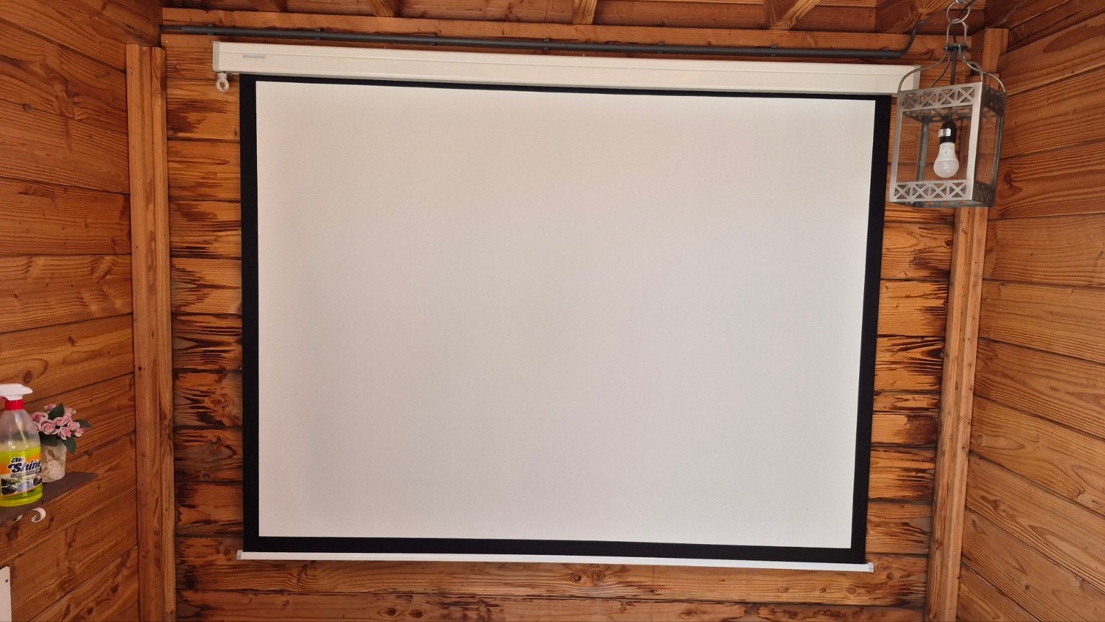 Projectiescherm (1500x2000mm) met Led beamer, Ophalen