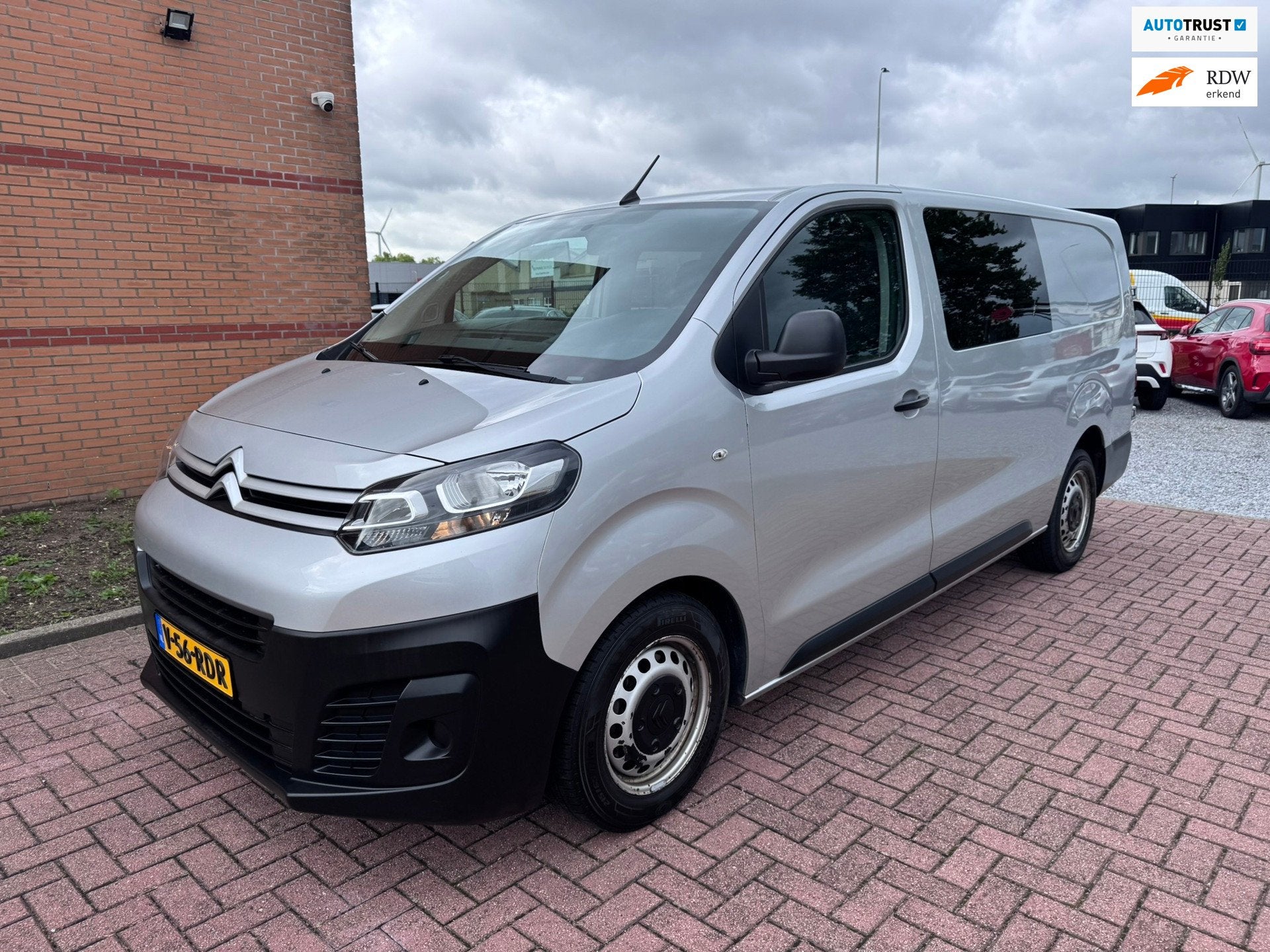 Citroen JUMPY 2.0 BlueHDI 120 Business XL DC S&S L3H1, 5 Per, Auto's, Voorwielaandrijving, Stof, Gebruikt, 4 cilinders