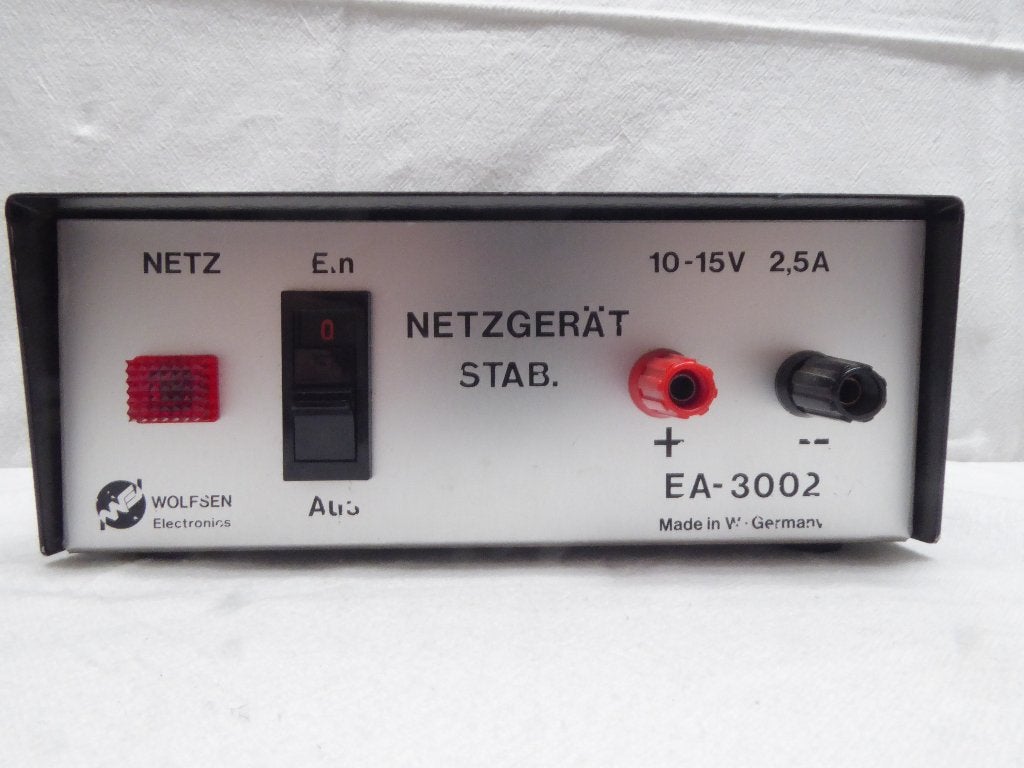 Wolfsen EA-3002 | gestabiliseerde voeding zo goed als nieuw, Ophalen of Verzenden, Nieuw