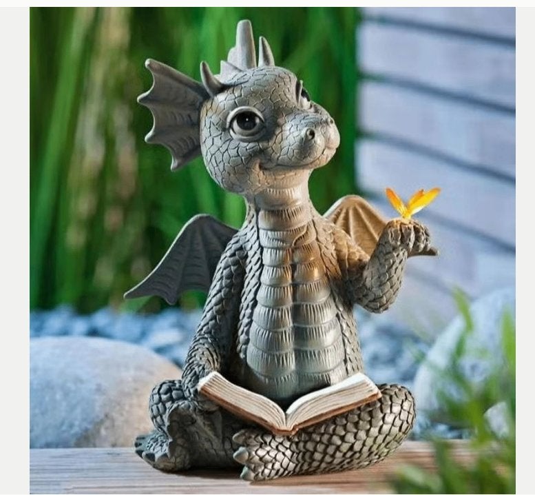 Prachtig Fantasie Draak beeldje met boek (10cm)
