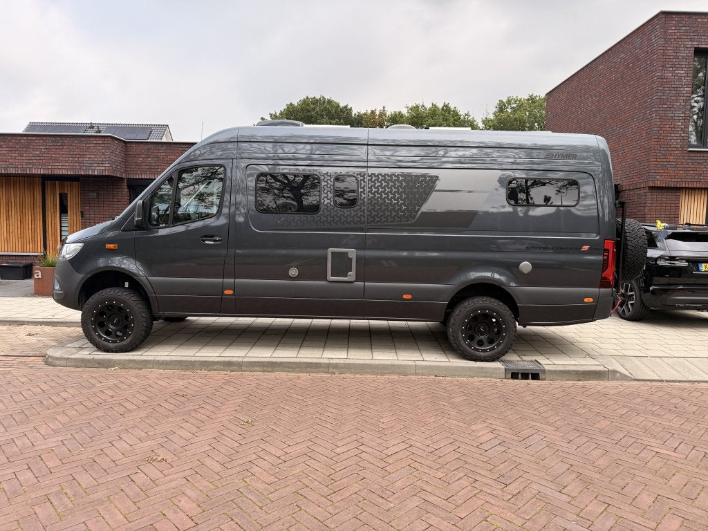 Hymer grand canyon S 700 4x4 190 PK autom (1063521), Automaat, Buscamper of Camperbus, Diesel, Particulier