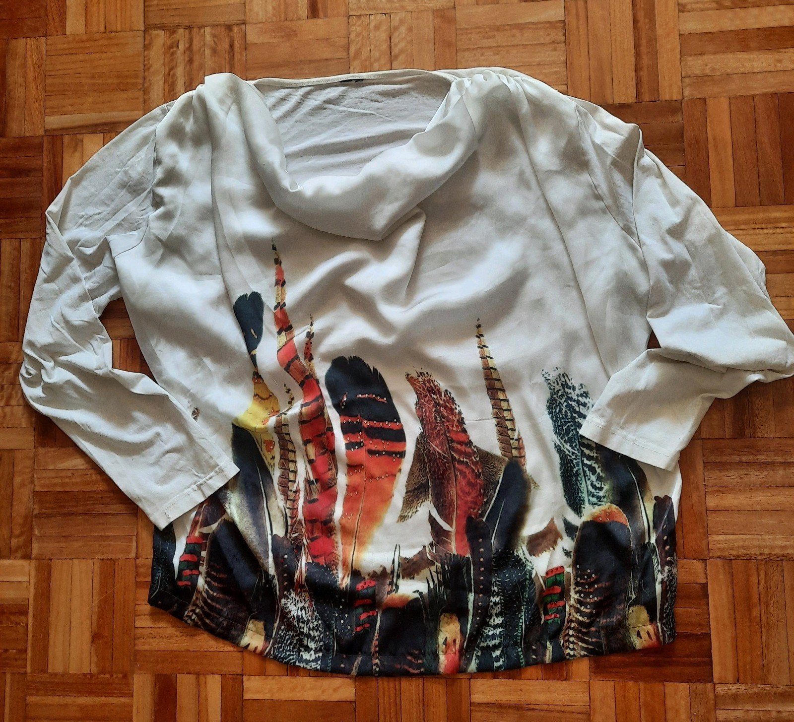 Wit shirt met veren print maat 46, Kleding | Dames, T-shirts, Yoek, Wit, Maat 46/48 (XL) of groter, Ophalen of Verzenden
