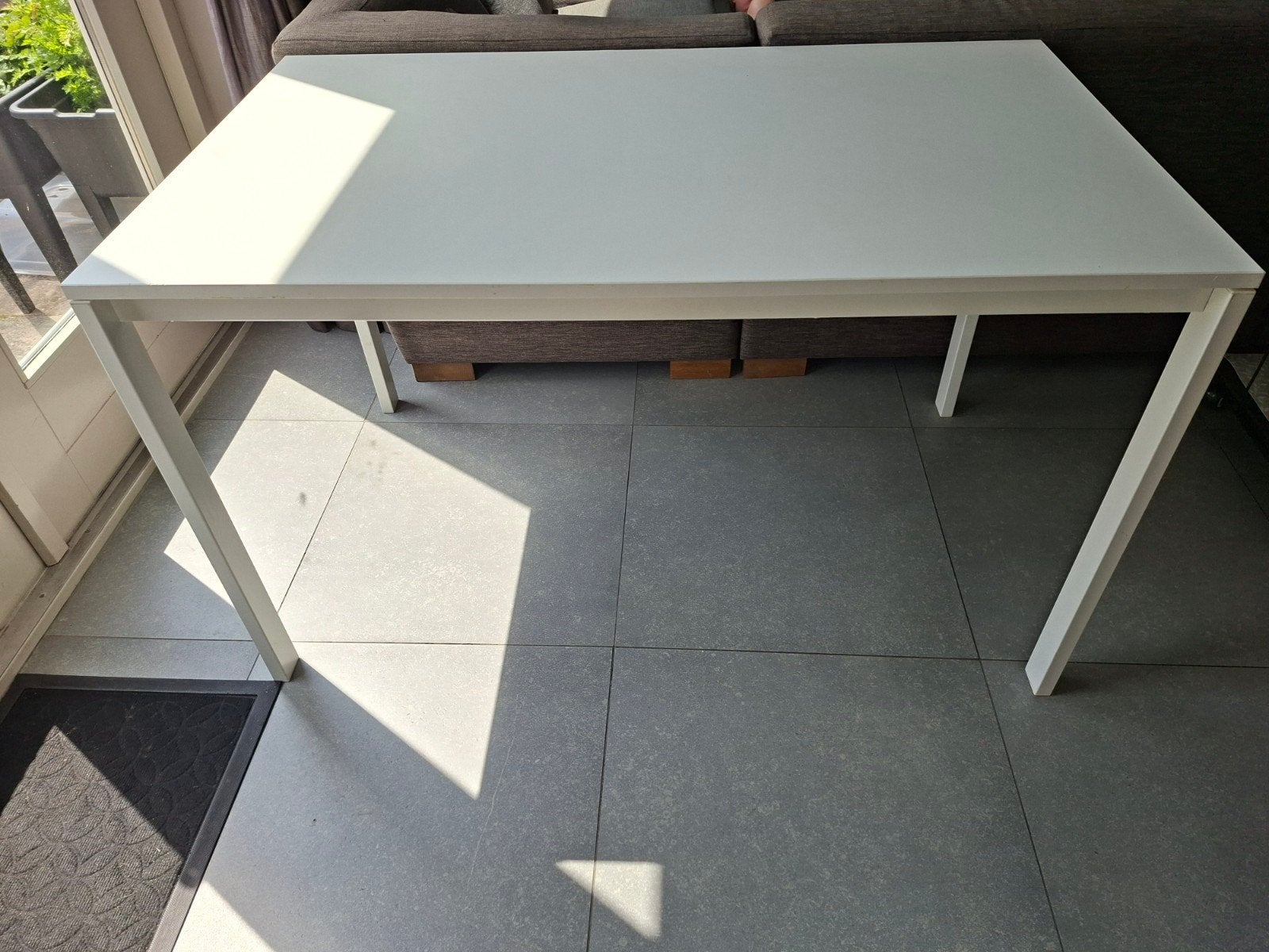 Witte tafel / bureau - Ideaal voor thuiswerken of eetkamer, Huis en Inrichting, Tafels | Eettafels, Gebruikt, 100 tot 150 cm, Overige materialen
